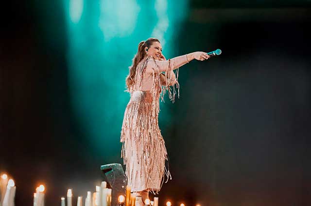 Concierto: Navidad con Niña Pastori en Fibes Sevilla 1 El viernes 28 de noviembre de 2025 en el Palacio de Exposiciones y Congresos de Sevilla (Fibes) el concierto Navidad con Niña Pastori basado en su disco Feliz Navidad.