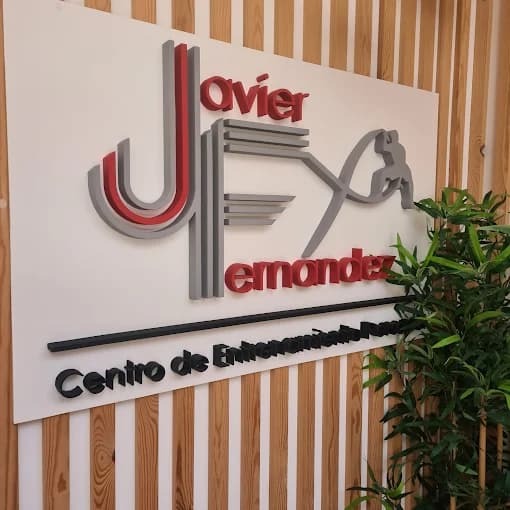 Entrenamiento personalizado en el centro Javier Fernández, especializado en entrenamiento en Sevilla Entrenamiento personalizado en el centro Javier Fernández, especializado en entrenamiento en Sevilla